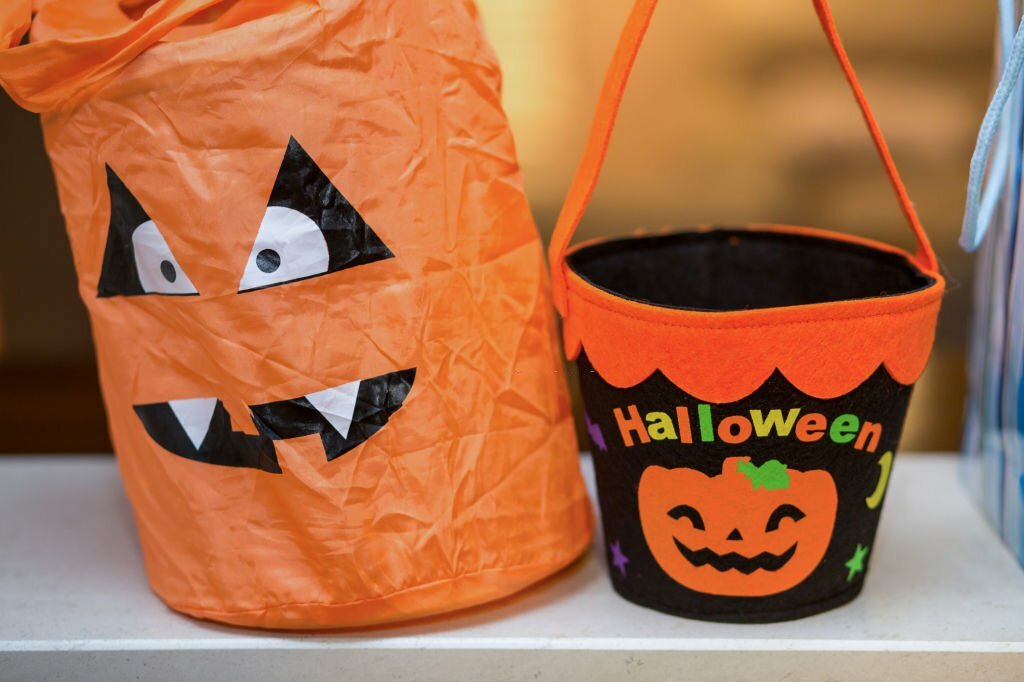 Halloween Home Decorators: Create a Spooktacular Atmosphere